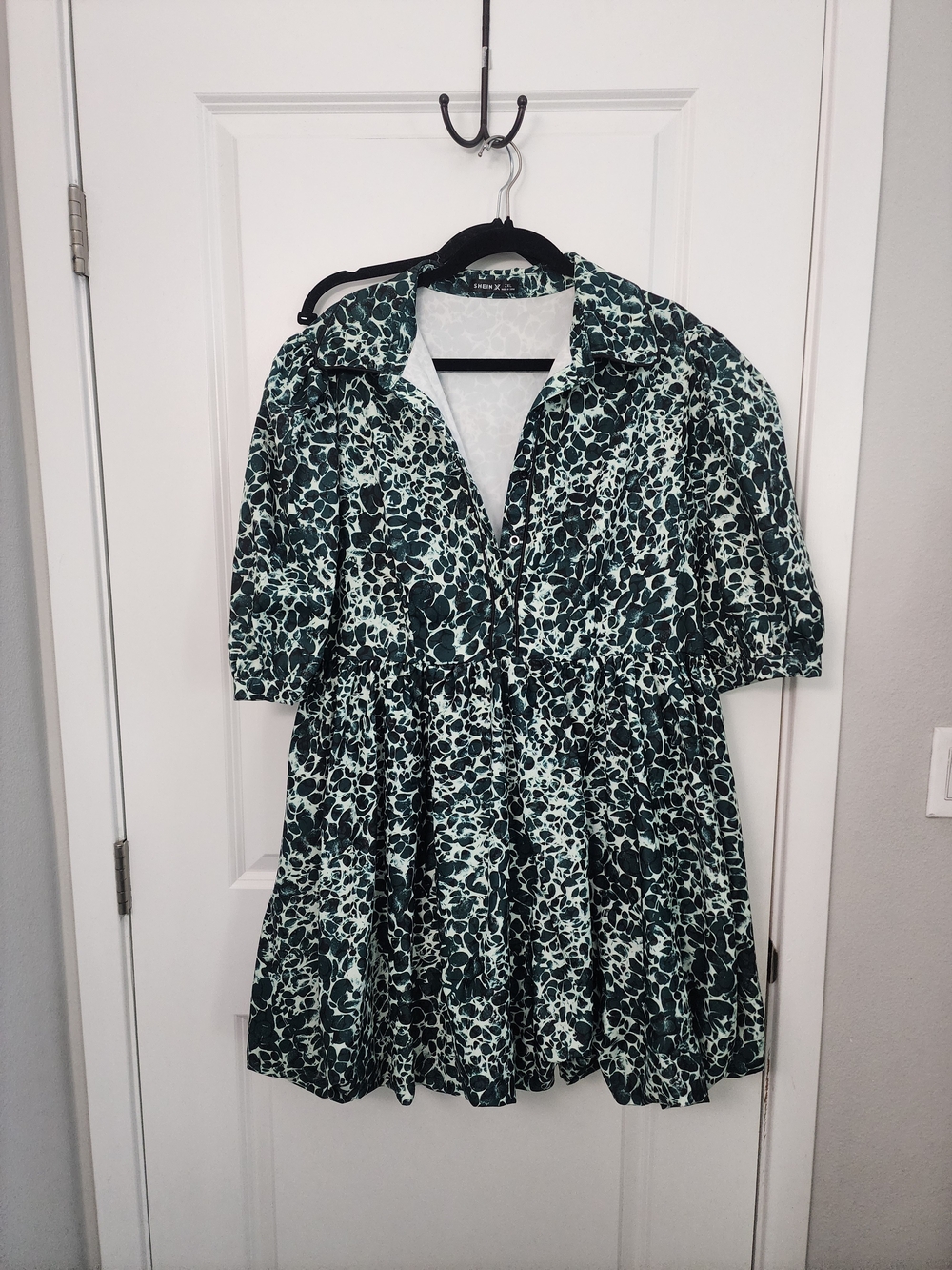 SHEIN Dark Green Floral Button-Front Smock Baby Doll Mini Dress
